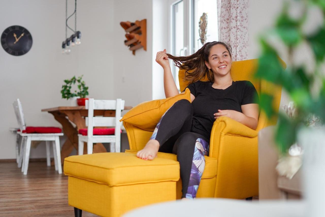 Ferienwohnung Cozy Nest In The Heart Of Kranjska Gora Exterior foto