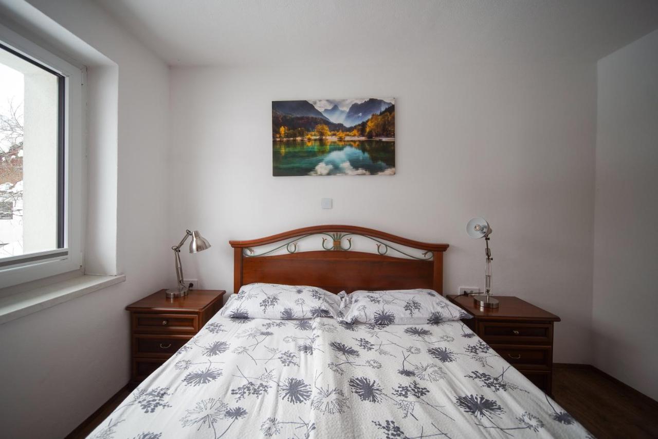 Ferienwohnung Cozy Nest In The Heart Of Kranjska Gora Exterior foto