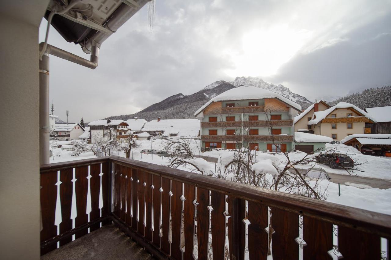 Ferienwohnung Cozy Nest In The Heart Of Kranjska Gora Exterior foto